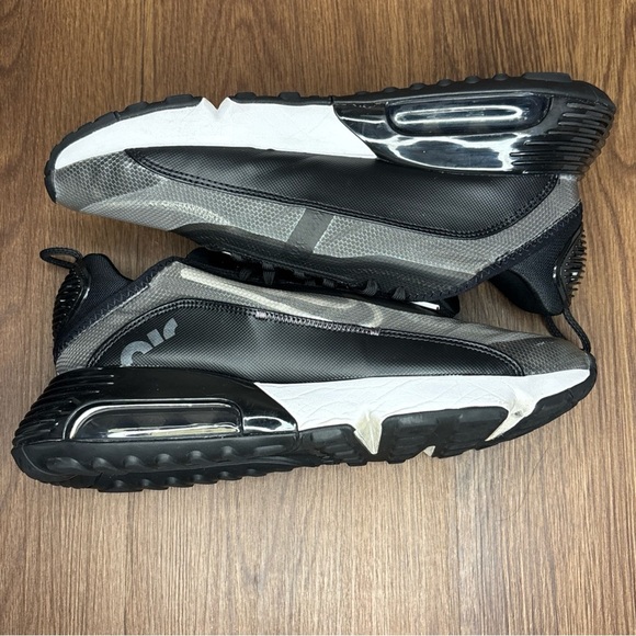 Nike Air Max 2090 - Black Wolf Grey Anthracite - CW7306-001 Size: 12.5 - Picture 8 of 11